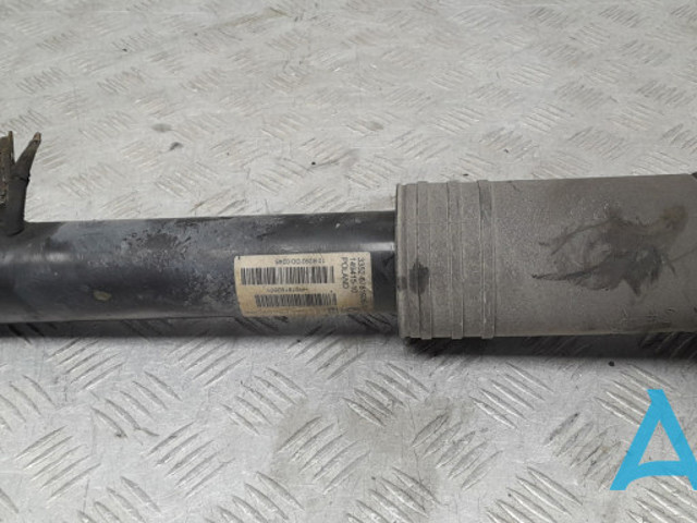 Стійка задня права 33526781926 BMW