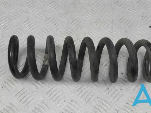 Пружина підвіски задня 33536851932 BMW