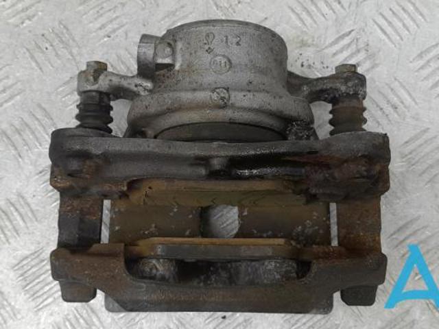 Супорт гальмівний, передній, правий 34106882254 BMW
