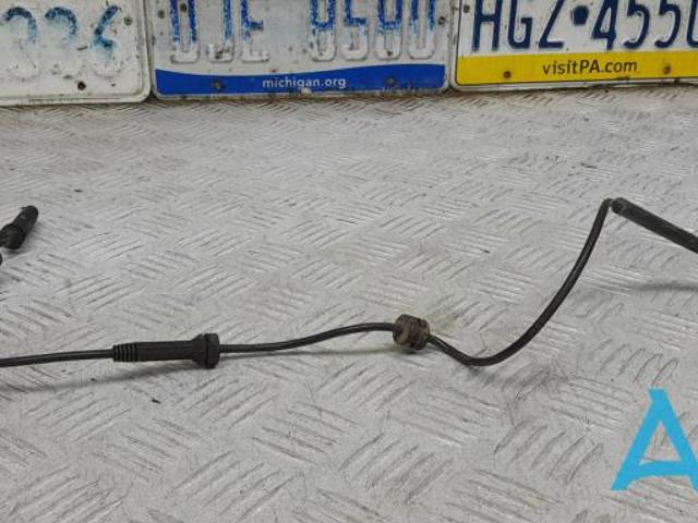 Передній датчик ABS 34526791748 BMW