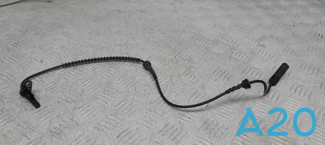 Датчик АБС (ABS) передній 34526895881 BMW