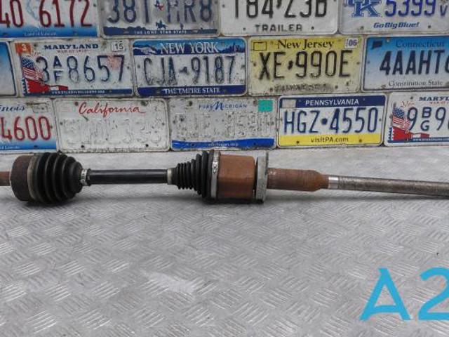 Привід передній правий 36012827 VOLVO