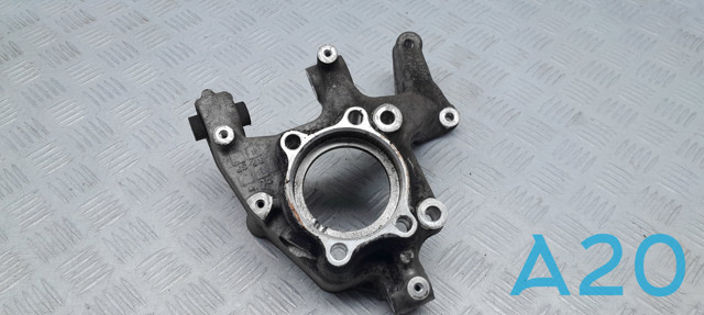Кулак поворотний лівий 3C0505433G VAG