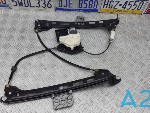 Механізм стеклопідйомника дверей передніх, лівих 3C8837461J VAG