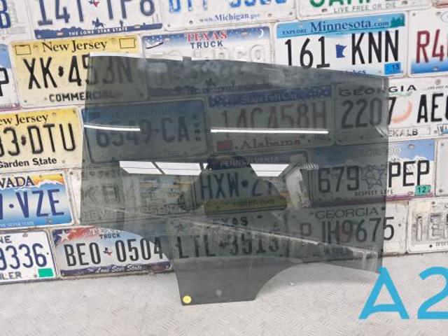 Скло задньої двері правої 3CC845026 VAG