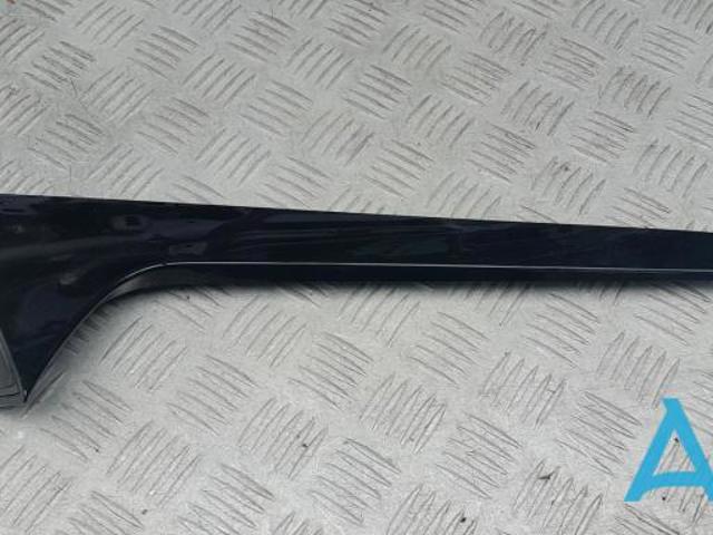 Спойлер кришки багажника 3CM827940041 VAG