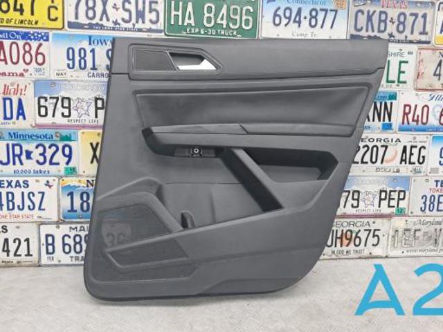 Облицювання задніх правих дверей 3CM867212DFMA VAG
