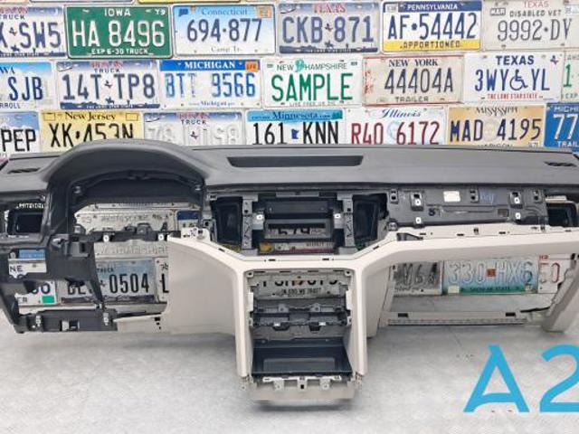 Передня панель 3CN857003HJDC VAG