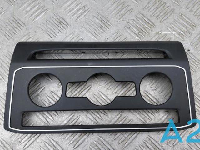 Декоративна накладка центральної консолі 3CN863042DICL VAG