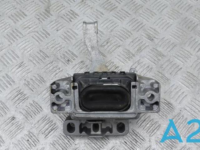 Права опора двигуна 3Q0199262M VAG