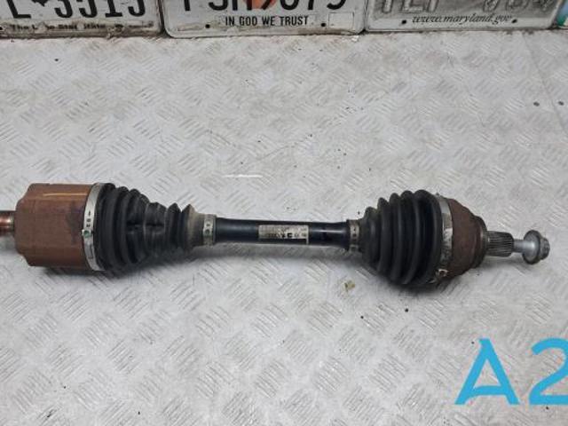Привід передній лівий 3Q0407271BF VAG