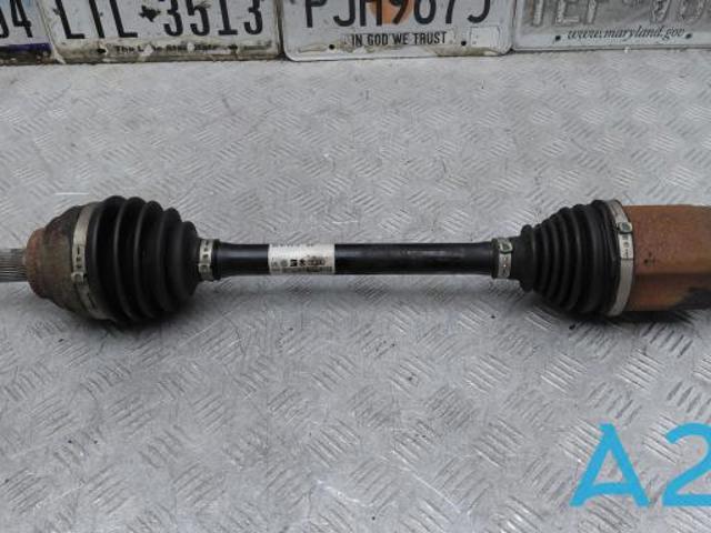Привід передній правий 3Q0407272CG VAG
