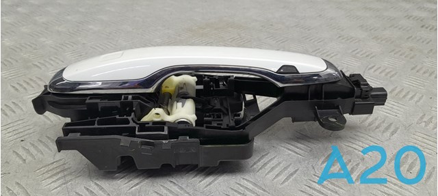 Зовнішня ручка правих дверей 40013438 VOLVO