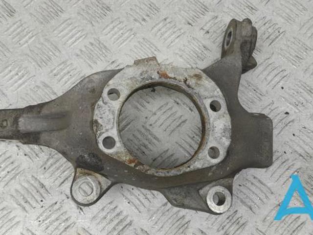 Цапфа поворотного кулака 400155AA0A NISSAN