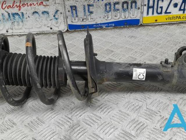 Амортизатор передньої підвіски, лівий 4060A659 MITSUBISHI