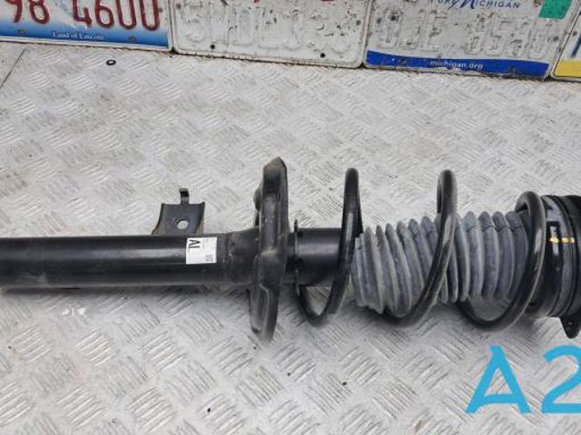 Амортизатор передньої підвіски, лівий 4060A681 MITSUBISHI
