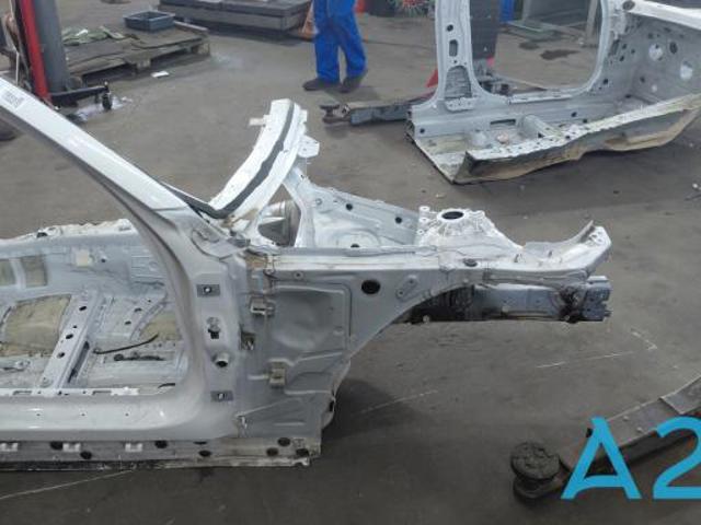 Лонжерон рами передній правий 41002468713 BMW