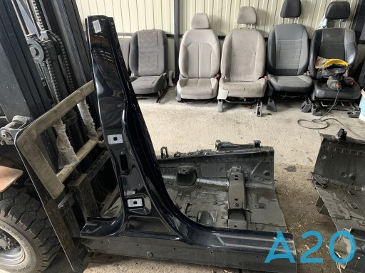 Поріг зовнішній правий 41007267468 BMW