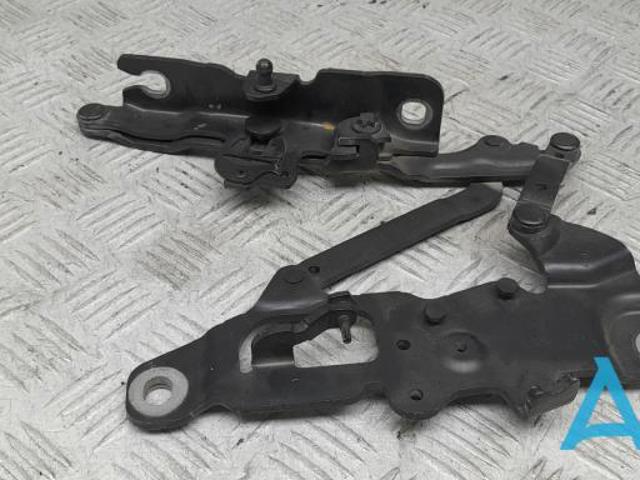 Завіса капота права 41007270884 BMW