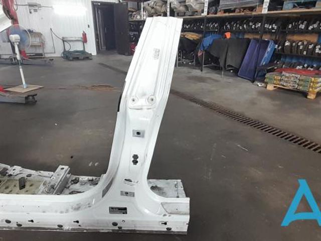 Отвір передніх лівих дверей 41007334015 BMW
