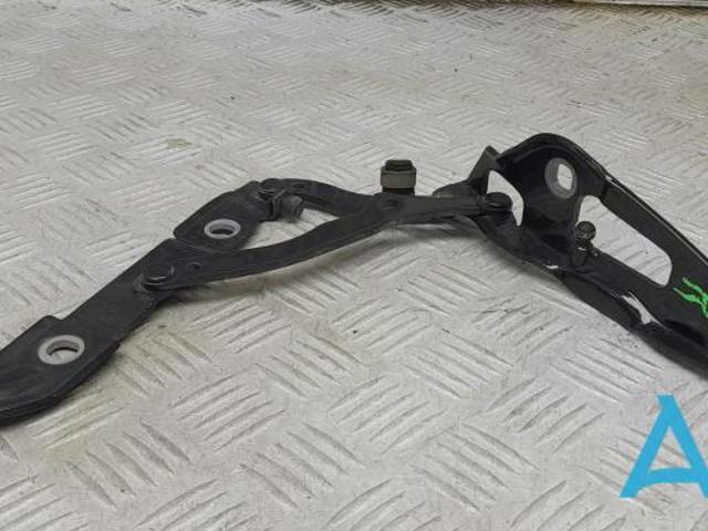 Деталі багажника (петлі і упор кришки) 41007373848 BMW