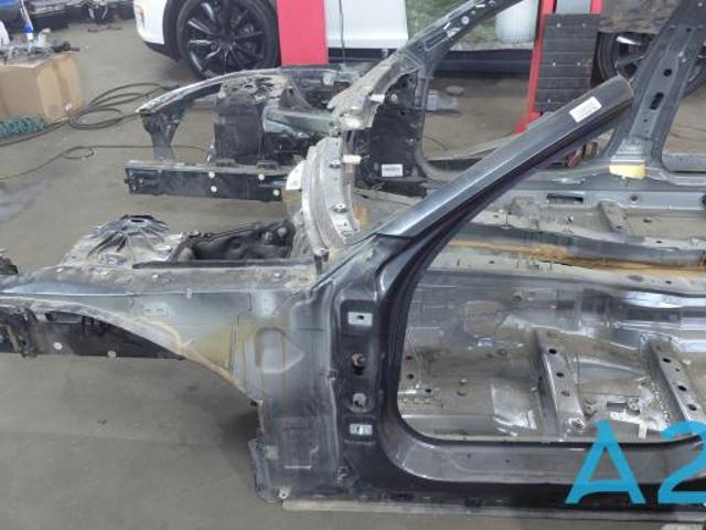 Панель бризковика (лонжерону) моторного відсіку, ліва 41007412925 BMW
