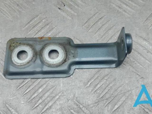 Кронштейн кріплення крила переднього лівого, задній 41007440418 BMW
