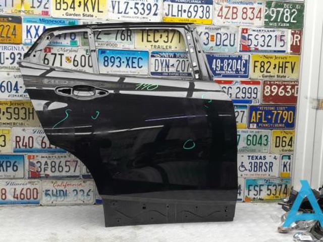 Двері пасажирські задні праві 41008491730 BMW
