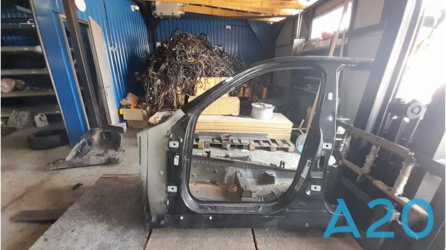 Чверть передня ліва 41107266997 BMW