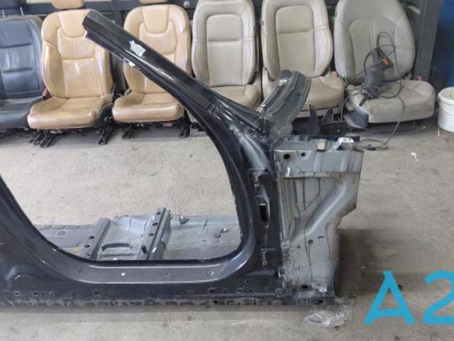Бризковики передній, правий 41147135610 BMW