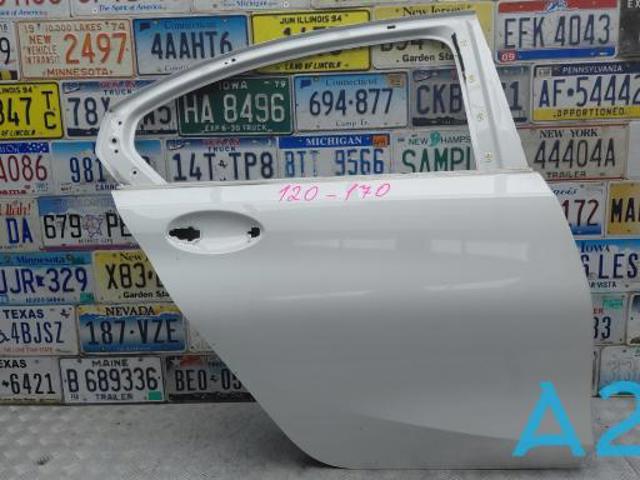 Двері пасажирські задні праві 41517482278 BMW