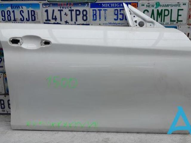 Пасажирські передні двері 41525A43C88 BMW