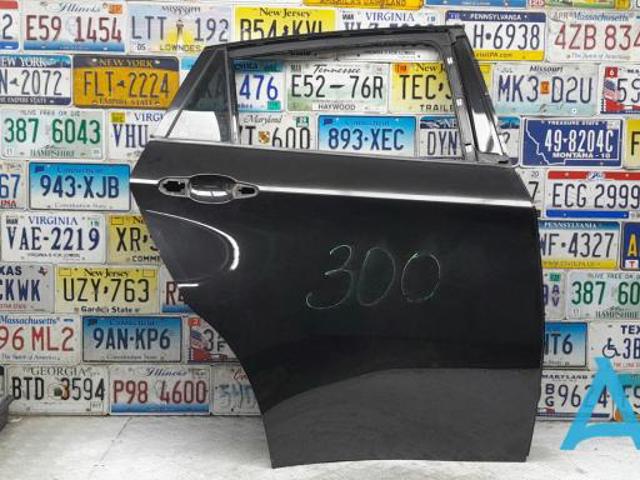 Двері пасажирські задні праві 41527198162 BMW