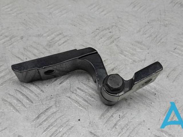 Петля задніх дверей, лівих 41527284543 BMW