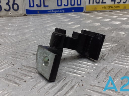 Петля задніх правих дверей 41527284546 BMW