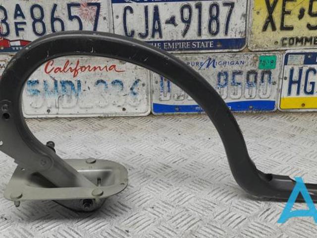 Шарнір кришки багажника 41627204237 BMW