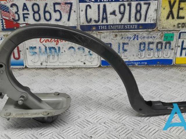 Петля кришки багажника 41627204238 BMW