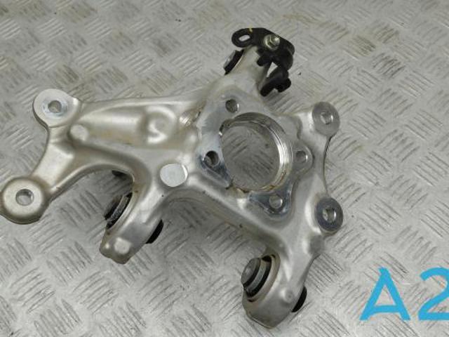 Цапфа права 4230442090 TOYOTA