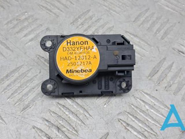 Двигун заслінки печі 42341636 GM
