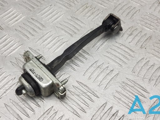 Обмежувач відкриття дверей, передній 42467900 GM