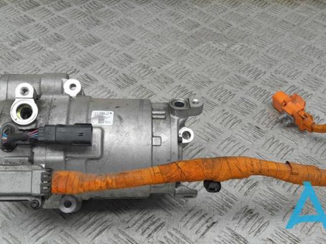 Компресор системи кондиціювання 42793782 GM