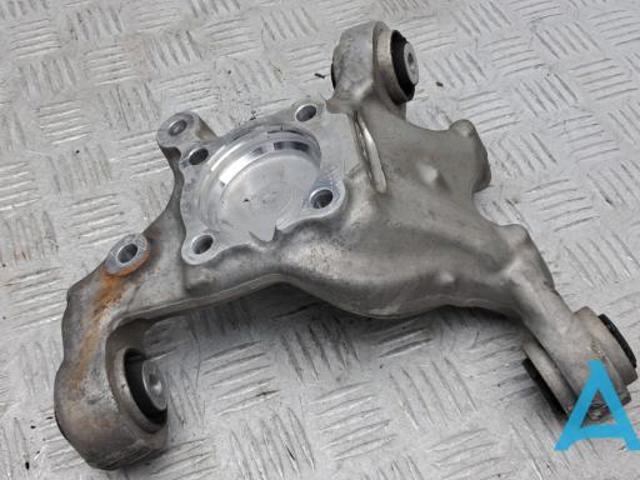 Цапфа поворотного кулака 430185DA0A NISSAN