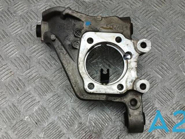 Цапфа - поворотний кулак задній, лівий 430195NA0A NISSAN