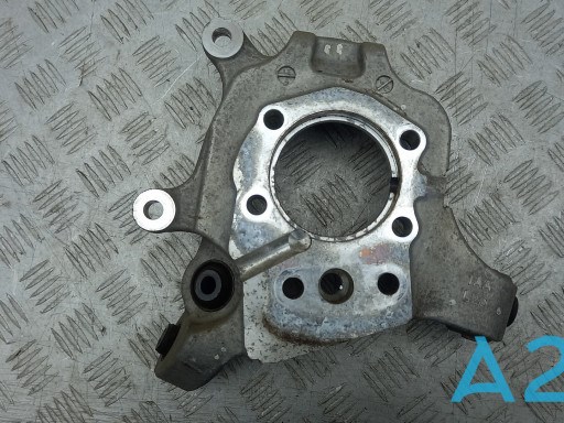 Кулак поворотний лівий 430221AA0A NISSAN