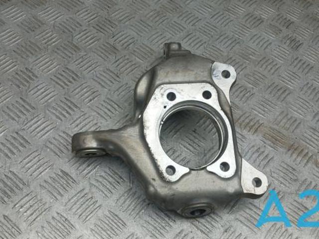 Цапфа поворотна права 4320142010 TOYOTA