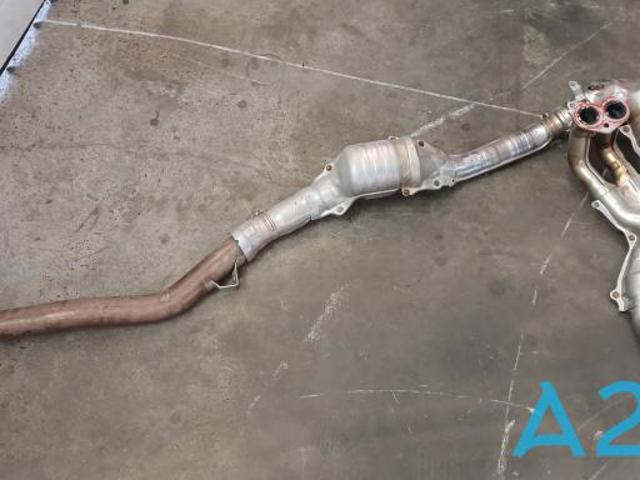 Труби і підвіска глушника 44620AE76A SUBARU