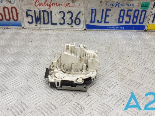 Замок задніх дверей, правих 4589922AF CHRYSLER