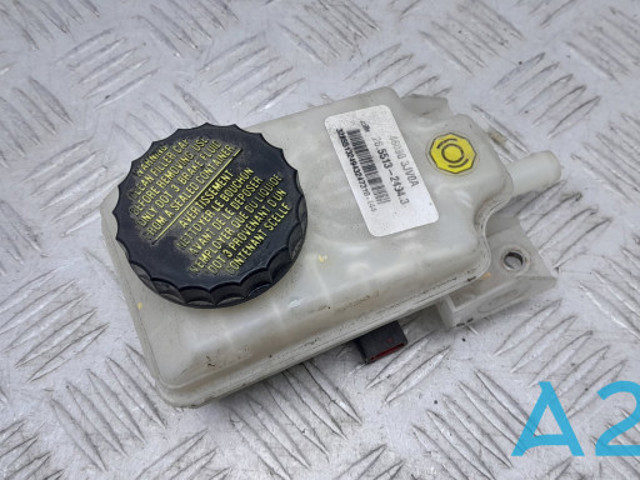 Бачок гальмівної рідини 460913JA1B NISSAN