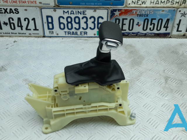 Механізм перемикання передач 46700D4200 HYUNDAI