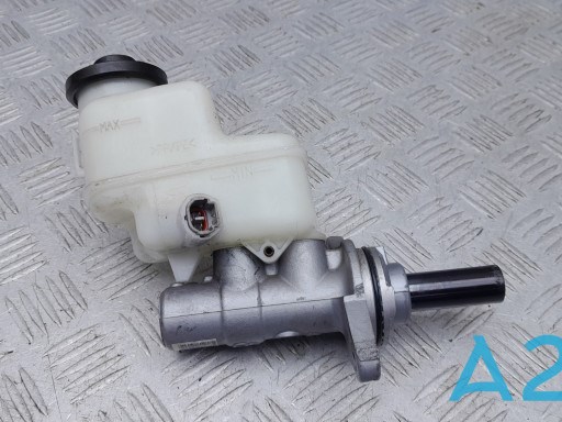 Циліндр гальмівний, головний 472010R070 TOYOTA